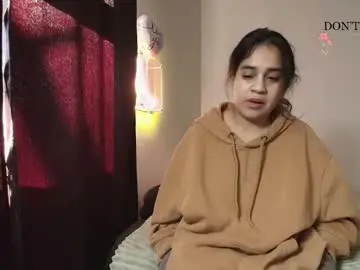 Chloe_maia1  live sex cam