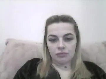 Cute_girl00  live sex cam