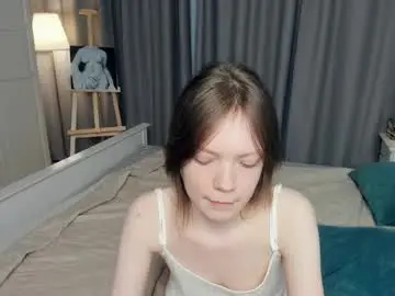 Cuty_petite  live sex cam