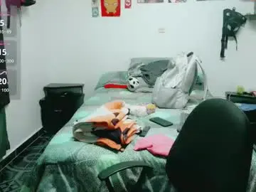 Dani_jocelyn  live sex cam