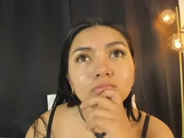 Emi_latingirl  live sex cam