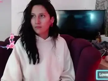 Eyesmoon7710  live sex cam
