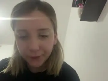 Kathrinekiening  live sex cam
