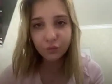 Kathrinekiening  live sex cam