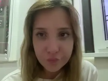 Kathrinekiening  live sex cam