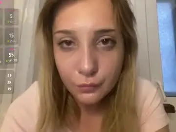 Kathrinekiening  live sex cam