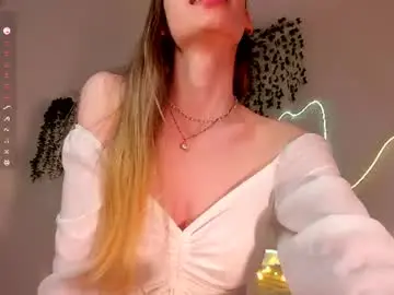Lanealasky  live sex cam