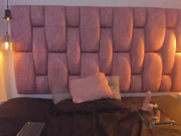 Misslunablue__  live sex cam