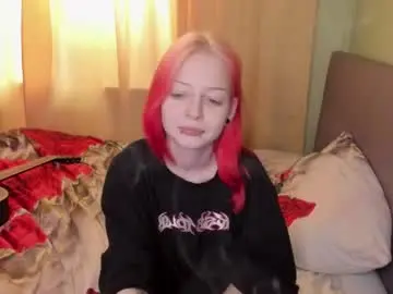 Petitelia_  live sex cam