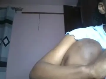 Q_pretty  live sex cam