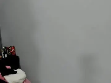 Queenstarhyl  live sex cam