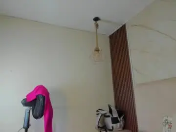 Queenstarhyl  live sex cam