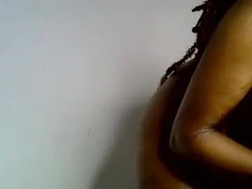 Squish_sexy  live sex cam