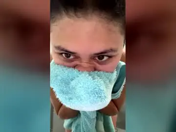 Sweet_monroex  live sex cam