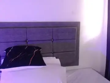 Emily_milff  live sex cam