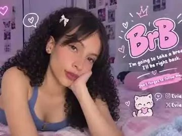Evie_clark_  live sex cam