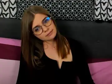 Haleyreedme  live sex cam