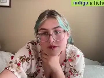 Indigoxlichen  live sex cam