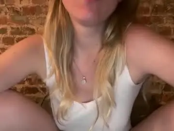 Kaleyy22  live sex cam