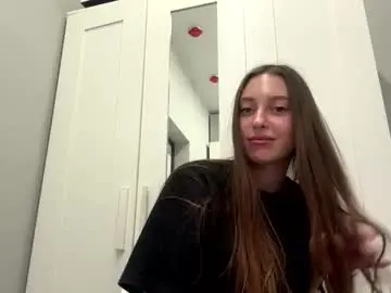 Kymberlyrosenlof  live sex cam