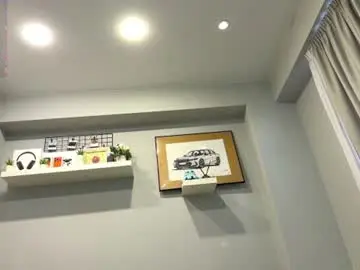 Kymberlyrosenlof  live sex cam
