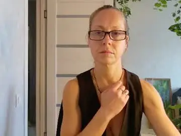 Lioraweiss  live sex cam