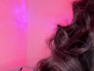 Lucianaroush  live sex cam
