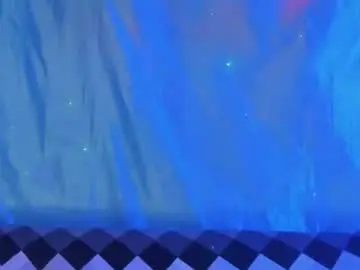 Lucianaroush  live sex cam