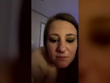 Naughtybabe29  live sex cam