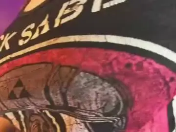 Roxxanne_bail  live sex cam