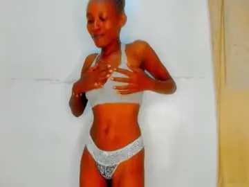 Sluttysam_  live sex cam