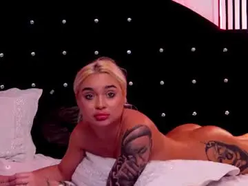 Taniabliss  live sex cam