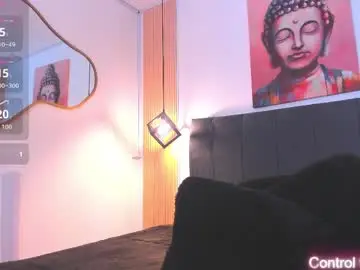 Velvetscarlett  live sex cam