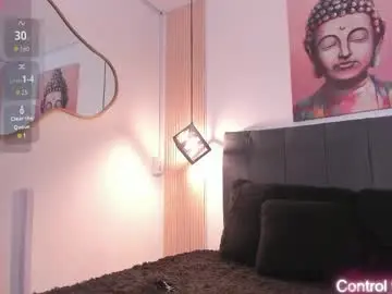 Velvetscarlett  live sex cam