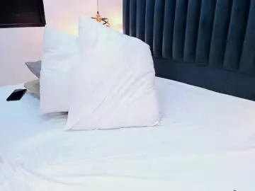 Zamiragates1  live sex cam