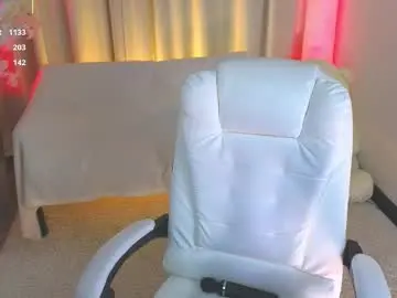 _b00bss_  live sex cam