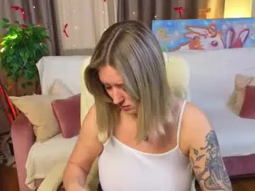 _b00bss_  live sex cam