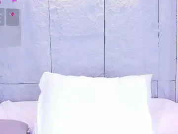 Alassiahocthner  live sex cam