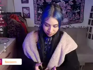 Exodiakinky  live sex cam