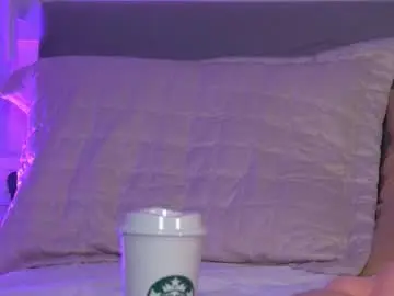 Hayliemilf  live sex cam