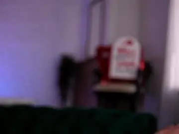 Hayliemilf  live sex cam