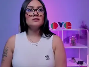 Ivonne_noir  live sex cam