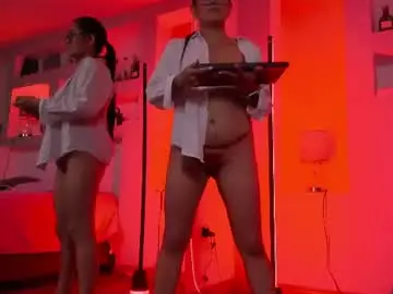 Ivonne_noir  live sex cam