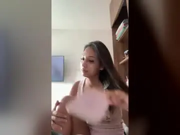 Megan_monrroe06  live sex cam
