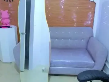 Mila_t  live sex cam