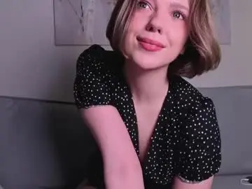 Missvikiki  live sex cam