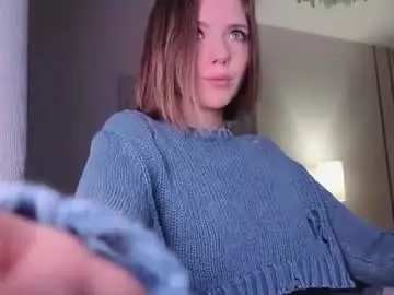 Missvikiki  live sex cam