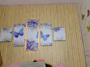 Moonceleste  live sex cam