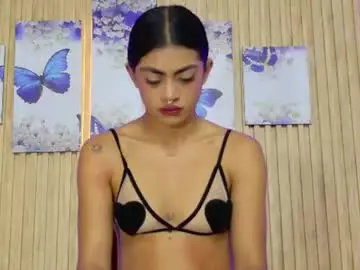 Moonceleste  live sex cam