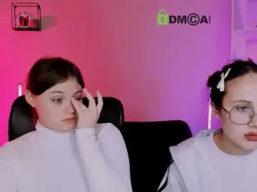 Nikol_kitt  live sex cam